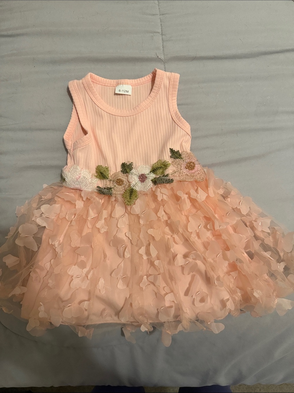 Kids bundle of assorted clothes and sizes